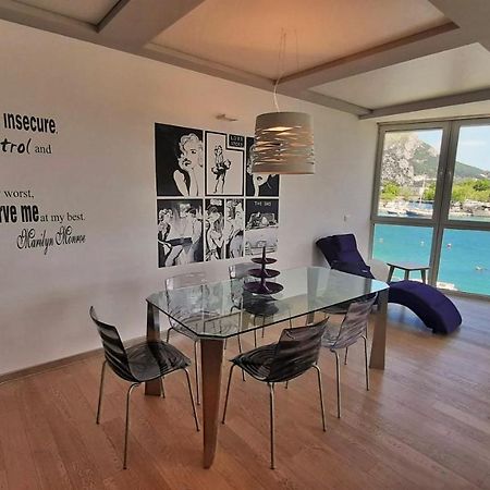 Apartment Iva Omiš Esterno foto