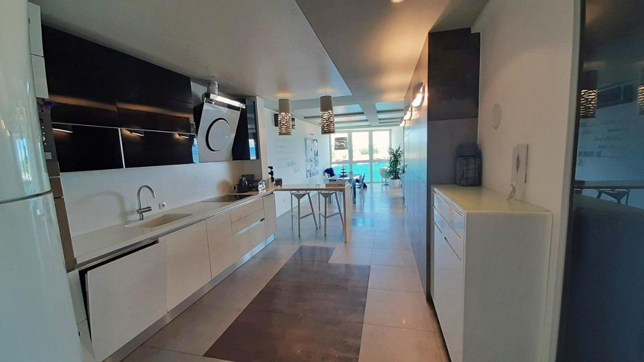 Apartment Iva Omiš Esterno foto