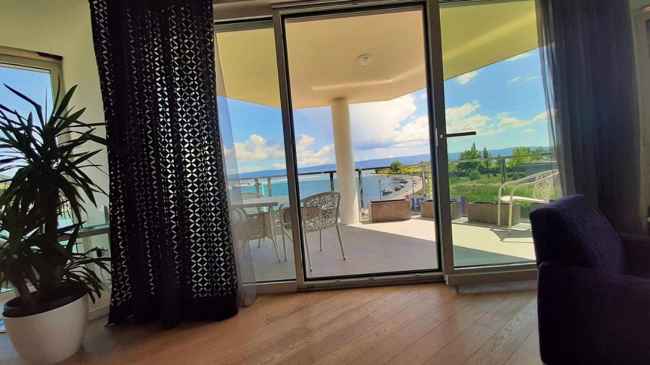 Apartment Iva Omiš Esterno foto